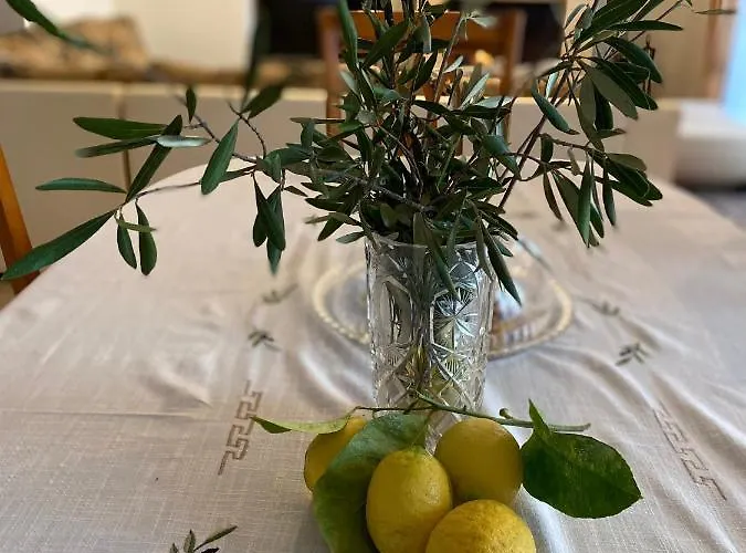 Thanasis House * Himara